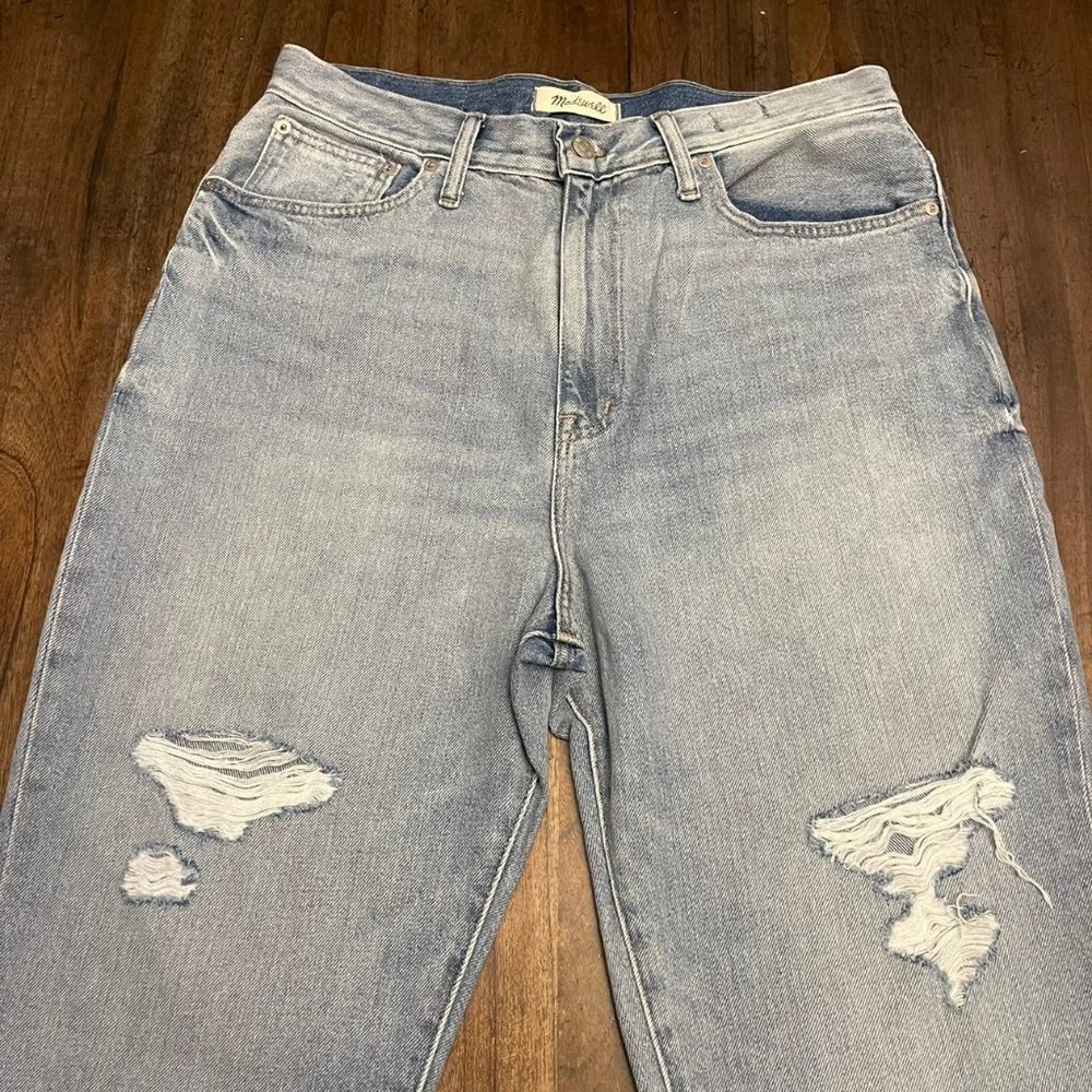 Madewell | The Mom Jean - Picture 4 of 12